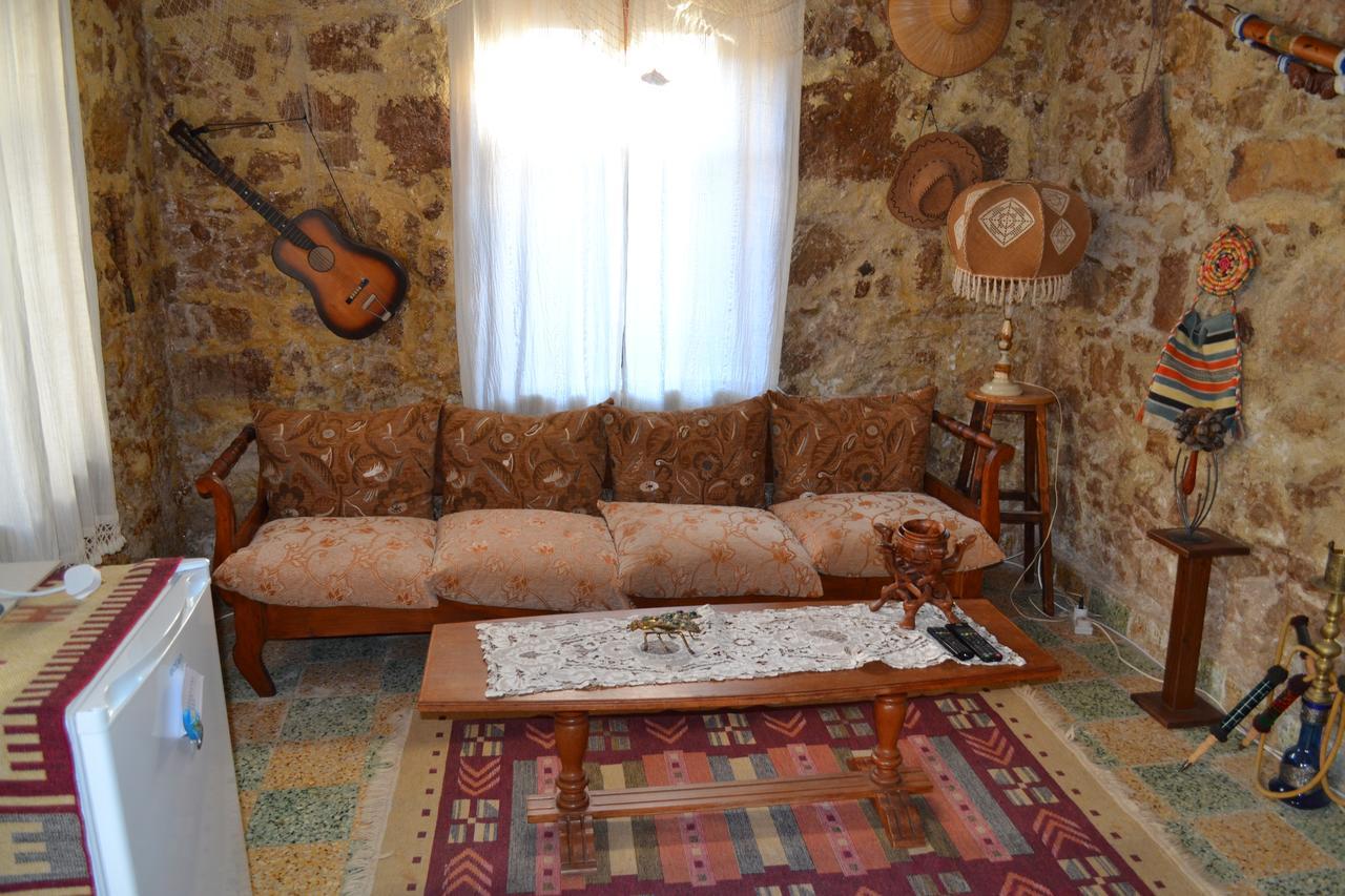 Mystery Garden Guest House Фамагуста Экстерьер фото