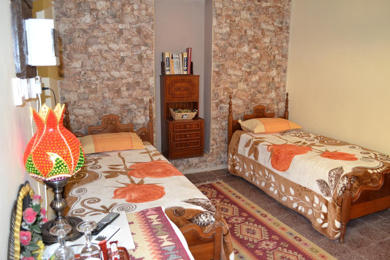 Mystery Garden Guest House Фамагуста Экстерьер фото