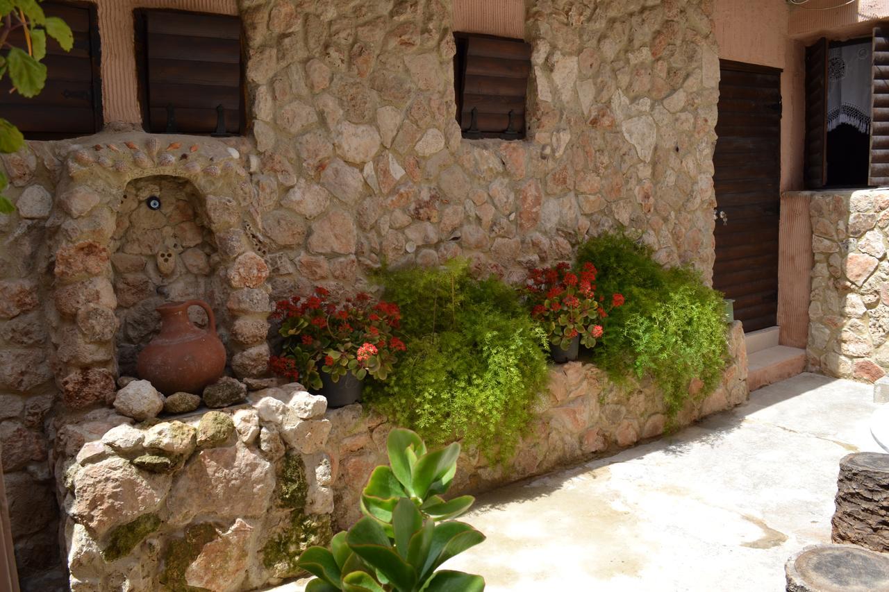 Mystery Garden Guest House Фамагуста Экстерьер фото
