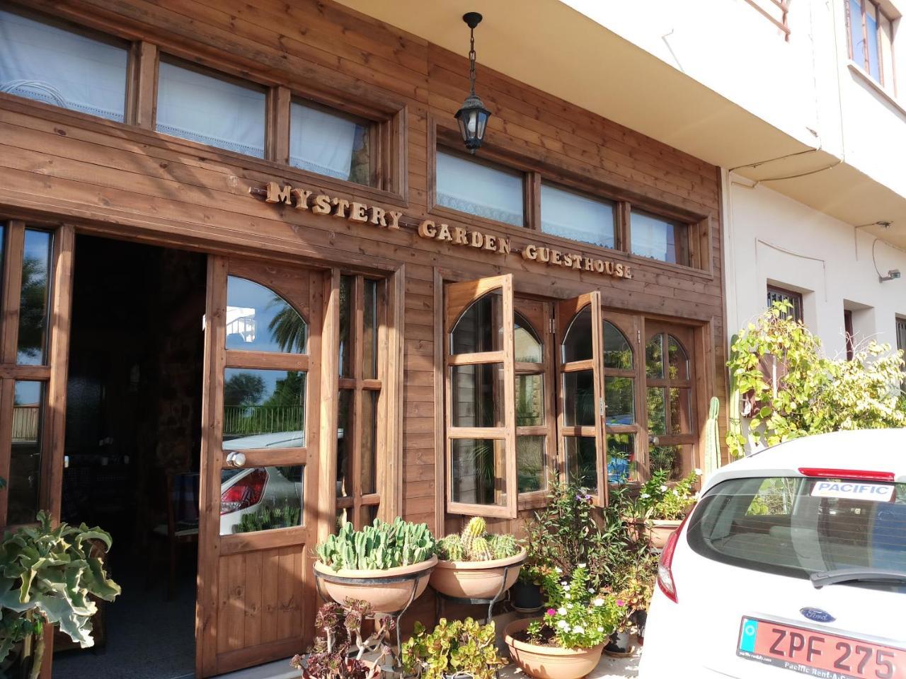 Mystery Garden Guest House Фамагуста Экстерьер фото