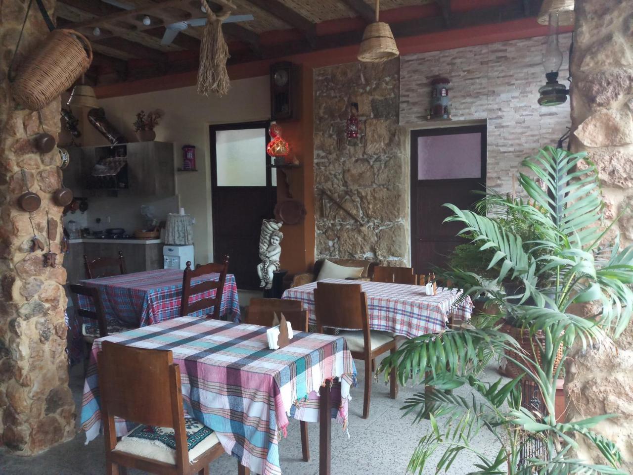 Mystery Garden Guest House Фамагуста Экстерьер фото